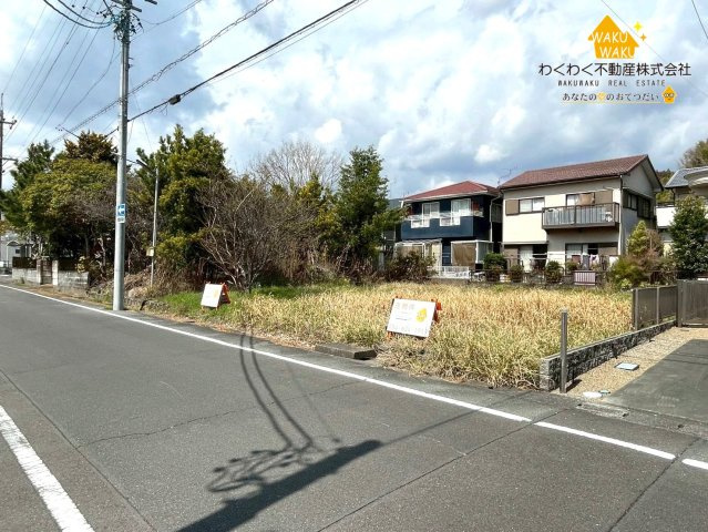 売地の前面道路含む現地写真