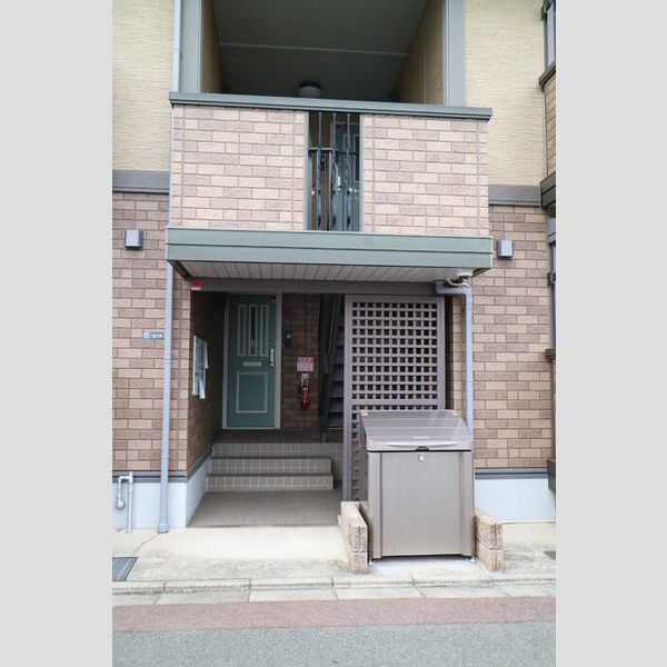 サンハイツ横沼のエントランス