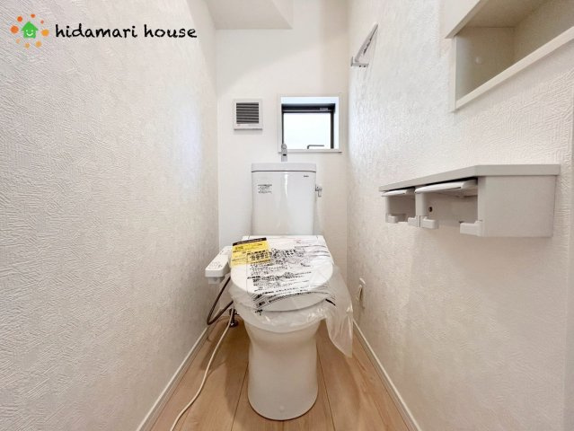 上尾市領家第2　新築戸建　クレイドル13のトイレ