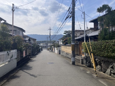 【前面道路含む現地写真】 | 大枝南福西町二丁目一戸建