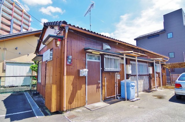 飯島貸家の外観