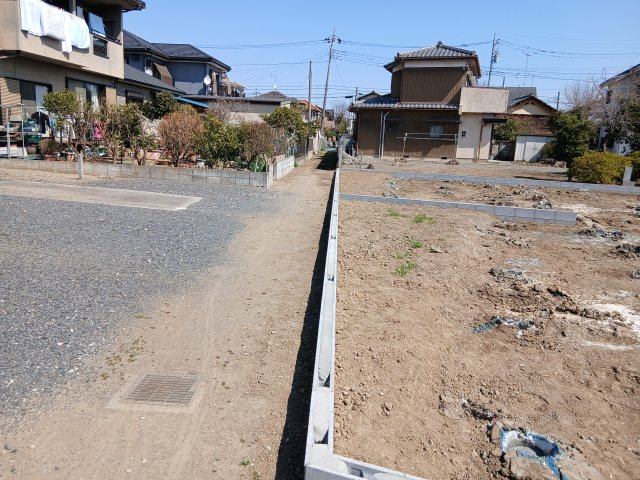 行田市桜町１丁目　の前面道路含む現地写真|現地前面道路（2026年03月17日）撮影