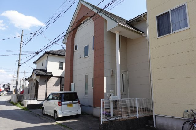 川越市的場　3LDK+カースペース2台付き　中古戸建の外観