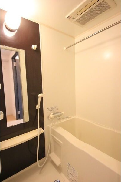 パークフラッツ金山の浴室