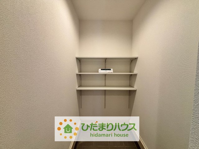 羽生市藤井上組2期　新築一戸建て　グラファーレの収納