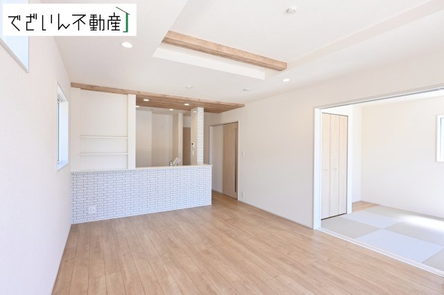【居間・リビング】 | blooming garden深谷市上柴町西1丁目　新築住宅 | ≪4号棟≫
現地(2026年7月撮影)