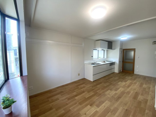 【居間・リビング】 | 城東区中浜３丁目中古戸建