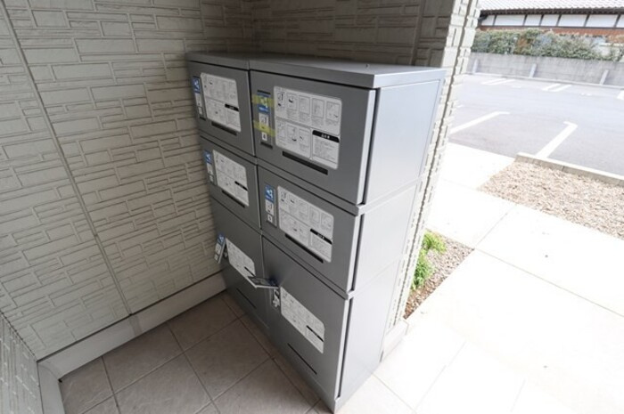 フォレストメゾン堀割のその他共用部分|宅配BOX