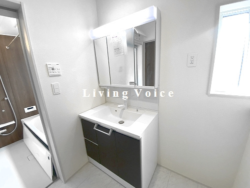 【独立洗面台】 | 【仲介手数料０円】平塚市出縄　新築一戸建て　全10棟 | 7号棟　平塚市出縄　新築一戸建て　全10棟