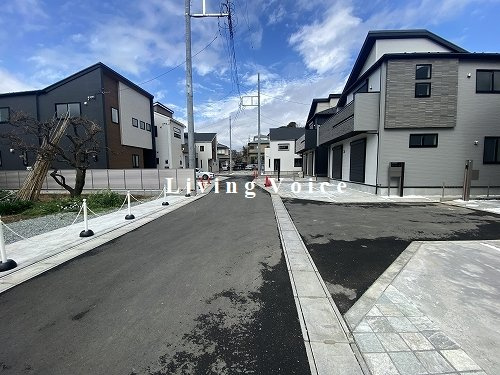 【前面道路含む現地写真】 | 【仲介手数料０円】平塚市出縄　新築一戸建て　全10棟 | 平塚市出縄　新築一戸建て　全10棟
