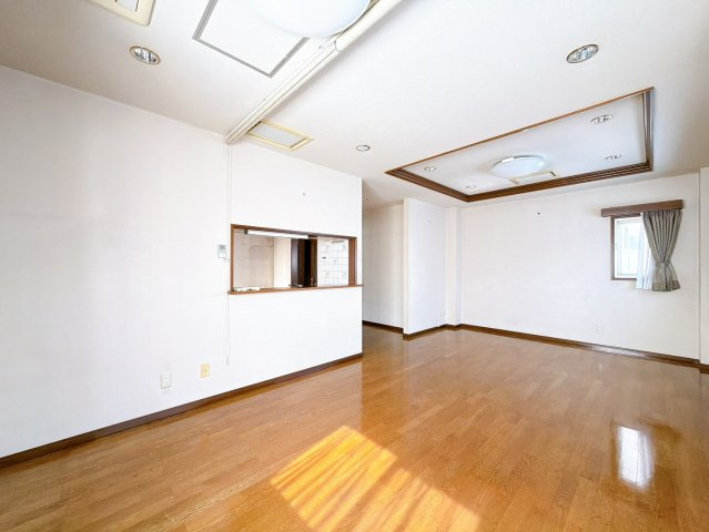 【居間・リビング】 | 高崎市末広町　中古住宅