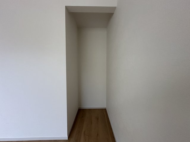 明石市大久保町八木新築戸建１号棟の収納