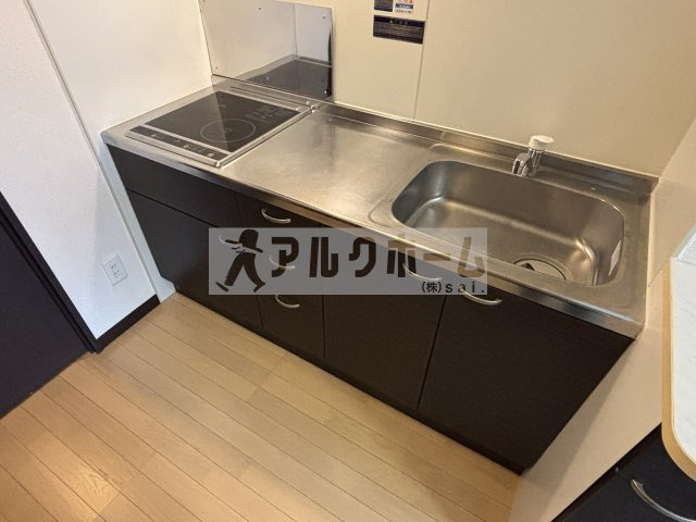 レオネクストリバーサイド柏原のキッチン