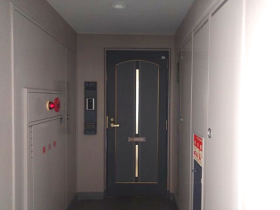 【玄関】 | シンフォニアみなみが丘イーストコート　B棟 | ご都合のよろしい日時に現地をご案内させて頂きます！是非、お問い合わせお待ちしております!!