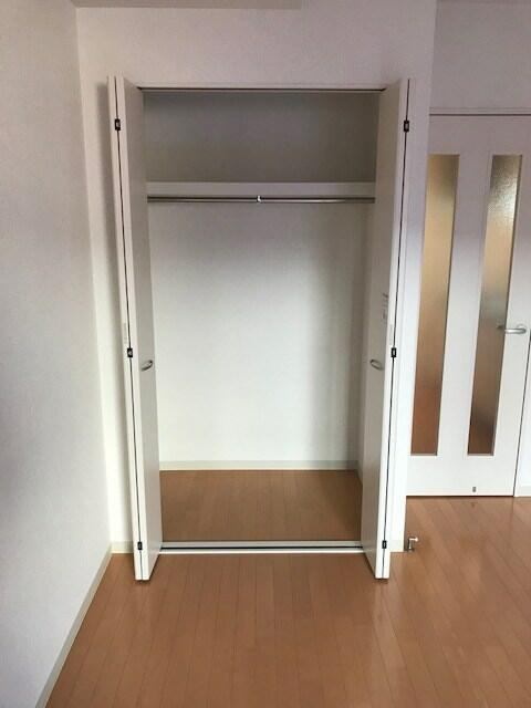 横浜市磯子区上町の賃貸マンションの収納