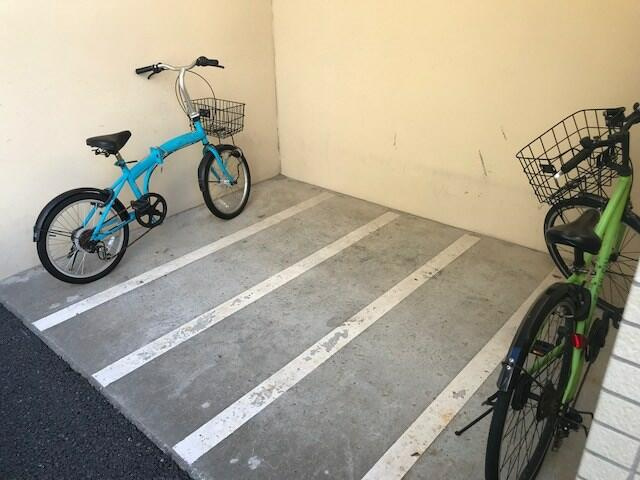 横浜市磯子区上町の賃貸マンションのその他共用部分|敷地内駐輪場完備！