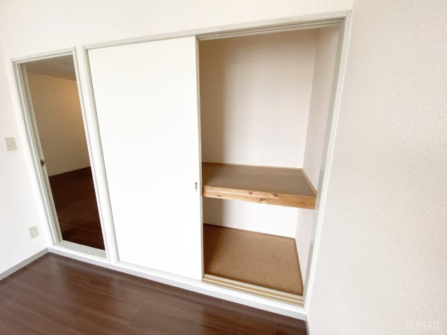 セシオンの収納|たっぷり収納できる押入れ収納！