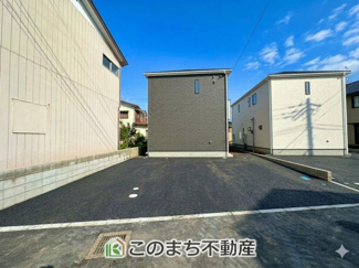【駐車場】 | CRADLEGARDEN宇都宮市宝木本町第7　1号棟 | お車並列２台分ご用意しております♪
