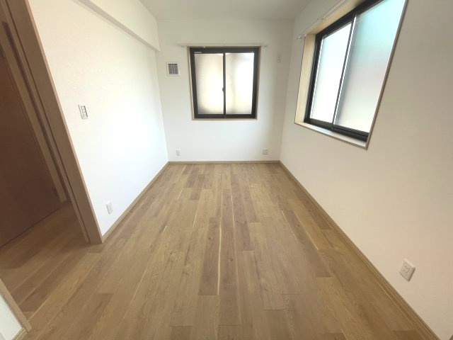 【寝室】