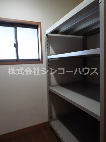 【収納】 | 久喜市松永　中古戸建 | 納戸があるとたくさんの荷物が収納できるので便利です！