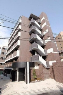 【外観】 | 鉄筋コンクリート造のがっちりとした建物。