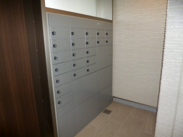 シャーメゾンステージ大島のその他共用部分|集合ポスト