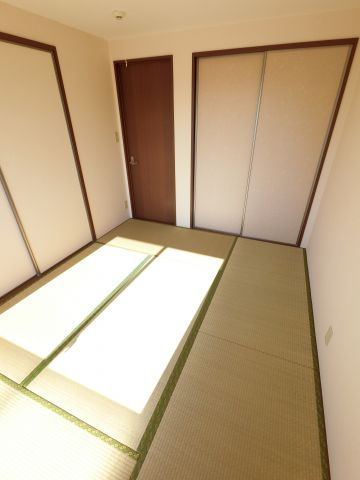 【寝室】