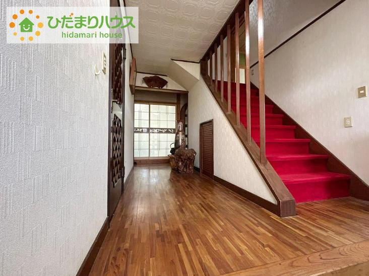いわき市常磐松が台　中古戸建の玄関