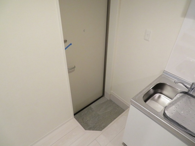 クレセントハイツの玄関
