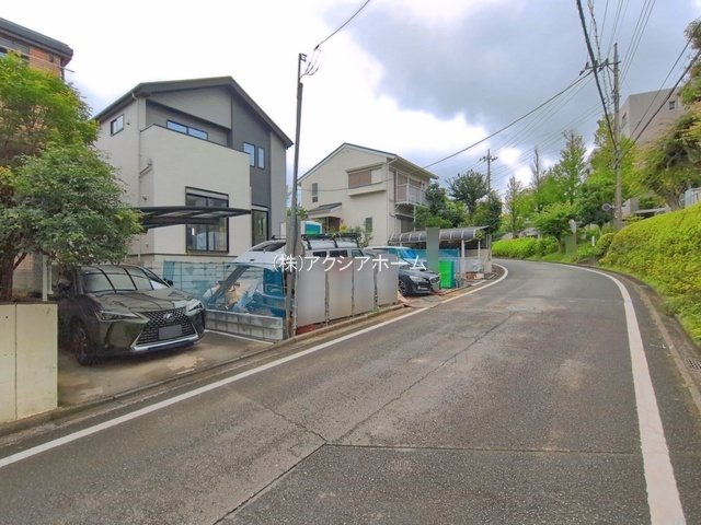 所沢市小手指南6丁目・全1棟　新築一戸建の前面道路含む現地写真|現地写真（2026年7月6日撮影）