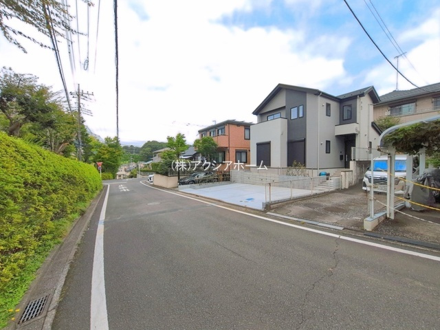 所沢市小手指南6丁目・全1棟　新築一戸建の前面道路含む現地写真|現地写真（2026年7月27日撮影）