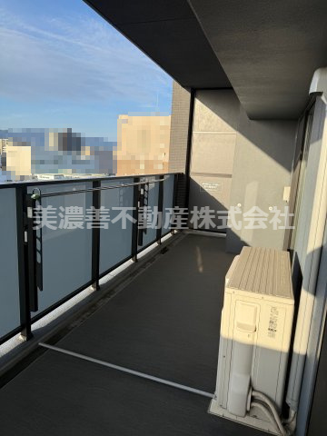６６５４９　ローレルコート大垣駅前のバルコニー