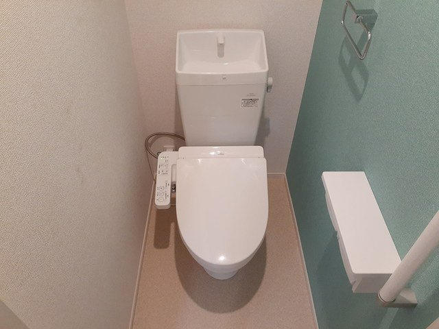 プチシャルダンＡのトイレ|トイレもきれいです