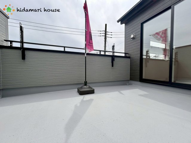 西区飯田～West　Side　Court～　　新築戸建　01のバルコニー