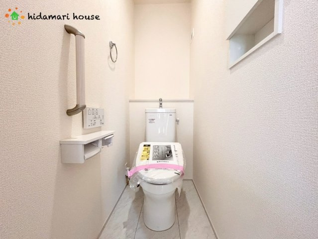 西区飯田～West　Side　Court～　　新築戸建　01のトイレ