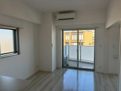 【居間・リビング】 | ヨコハマベイダイヤモンドストリーム