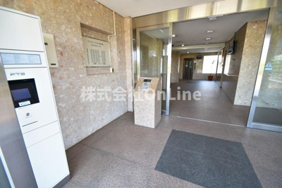 【エントランス】 | アンドユーイワキ・東大阪