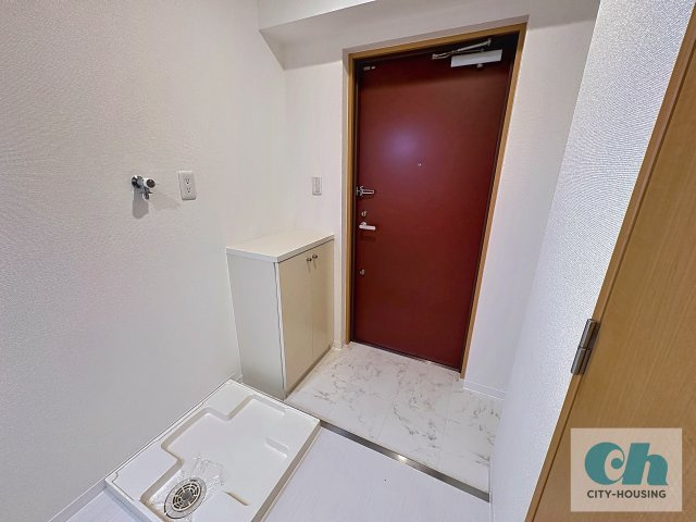 フェリースカーザ 304号室の玄関