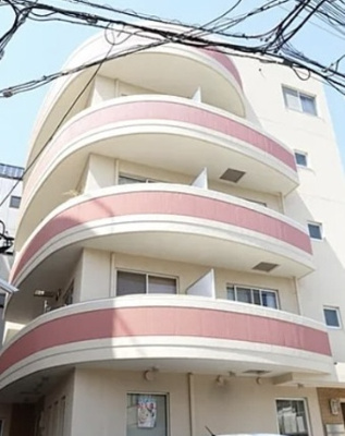 【外観】 | メルローズコート | 鉄筋コンクリート造のがっちりとした建物。