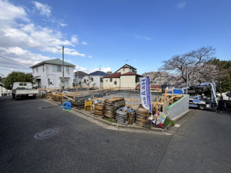 【前面道路含む現地写真】