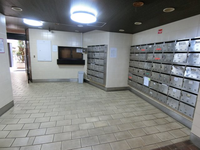 【エントランス】