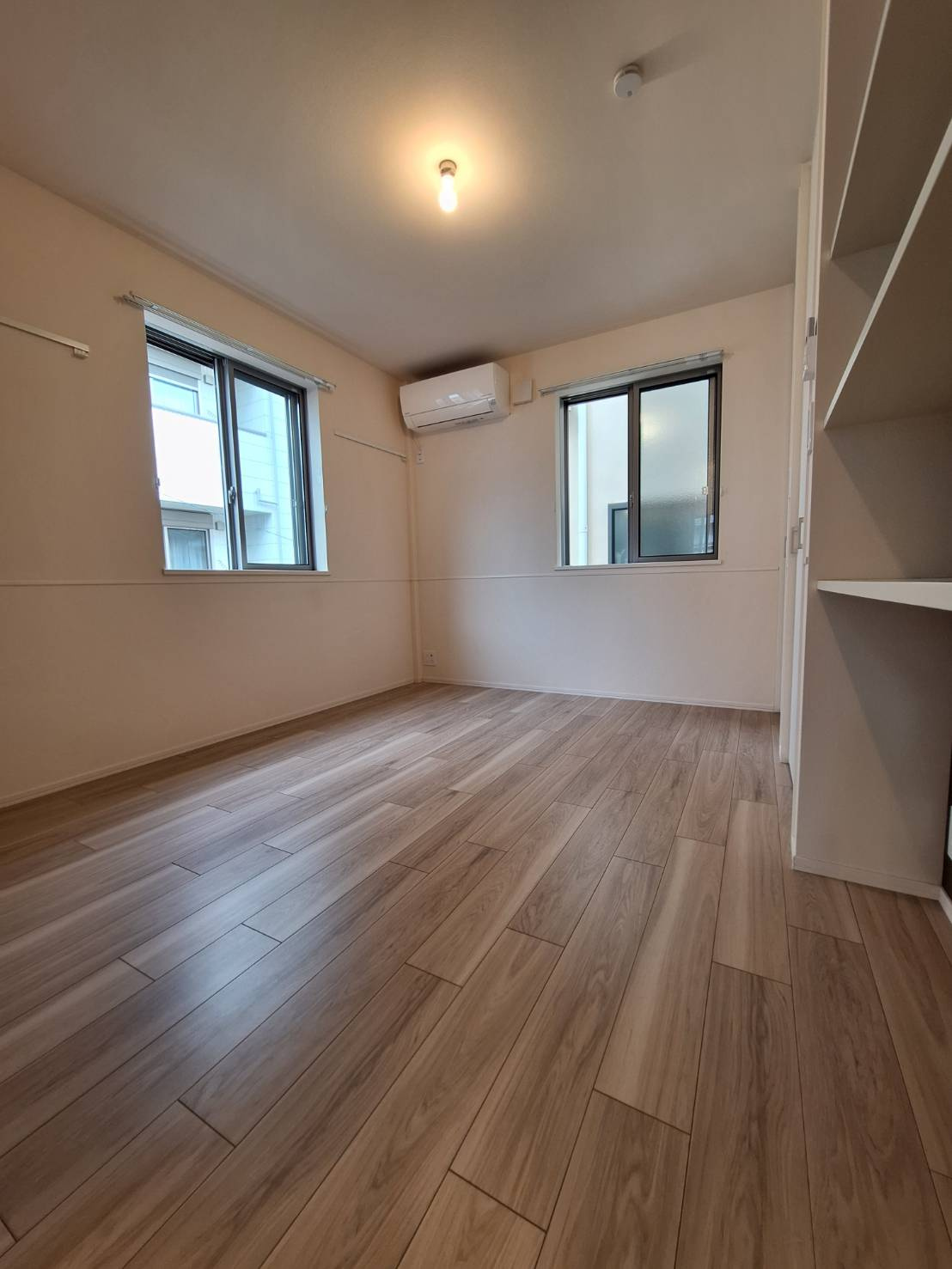ヘーベルメゾン目黒本町SOUTHの寝室|★明るいフローリングの角部屋です★