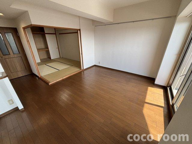 ファミール藤枝グランビューの居間・リビング