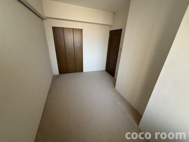 ファミール藤枝グランビューの洋室