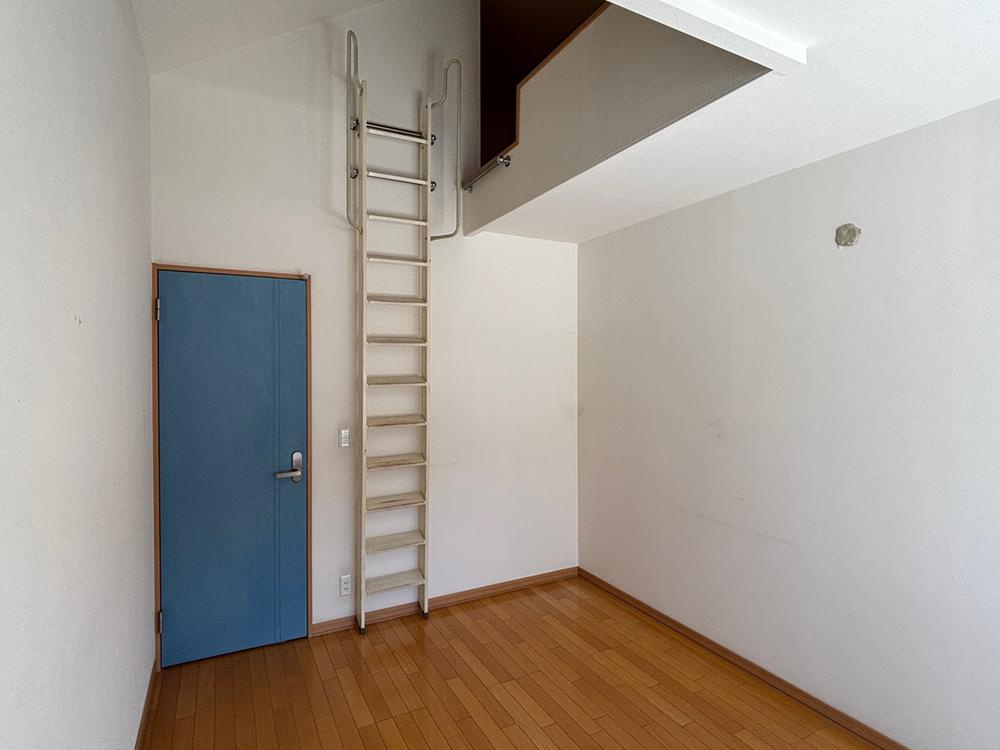 神戸市垂水区北舞子　中古一戸建ての収納