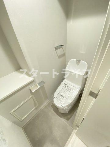 大阪市淀川区三国本町１丁目の賃貸マンションのトイレ