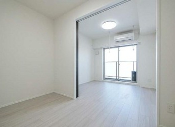 【寝室】 | ラフィスタ鷺ノ宮 | きれいなフローリング。