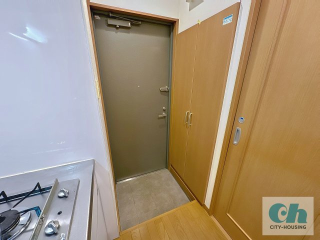 プランドウル大森 105号室の玄関
