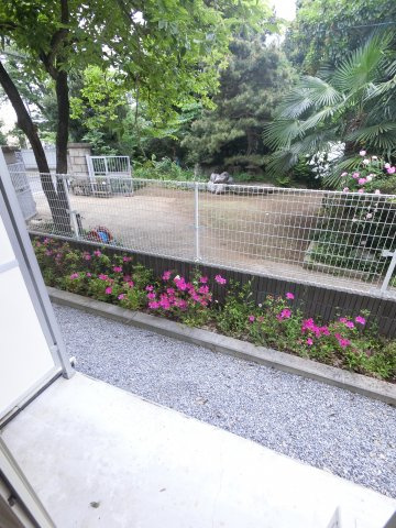 【バルコニー】