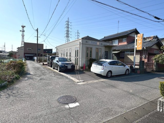 売店舗　大垣市中川町2丁目　平成18年築